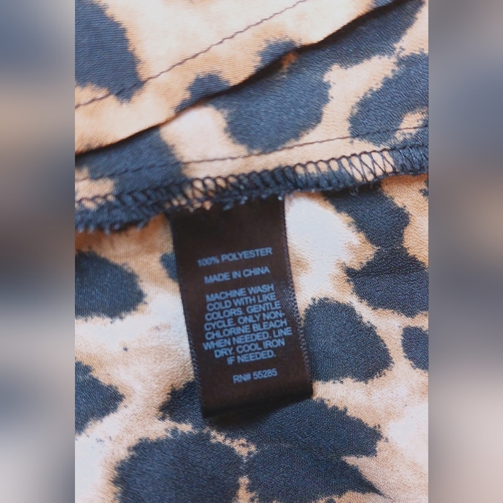 Express Leopard Print Button Up Blouse Size Mediu… - image 7